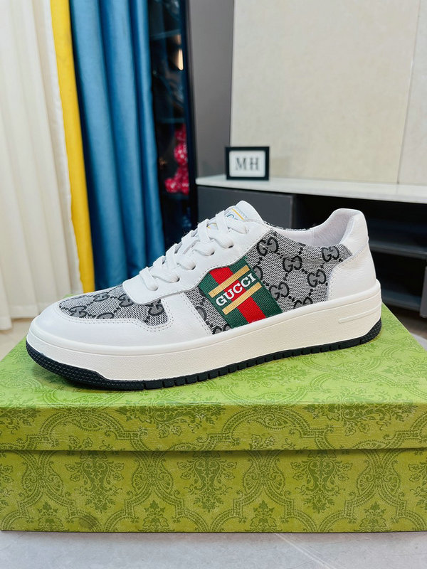 men gucci shoes-563